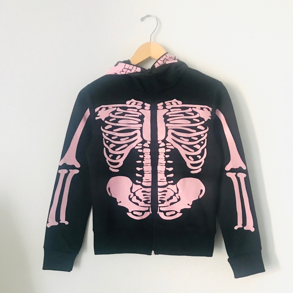 Skelton zip up.